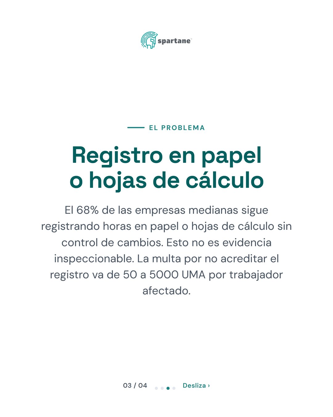 Foto de un escritorio con hojas de papel desordenadas y un lápiz, simbolizando el registro manual obsoleto.